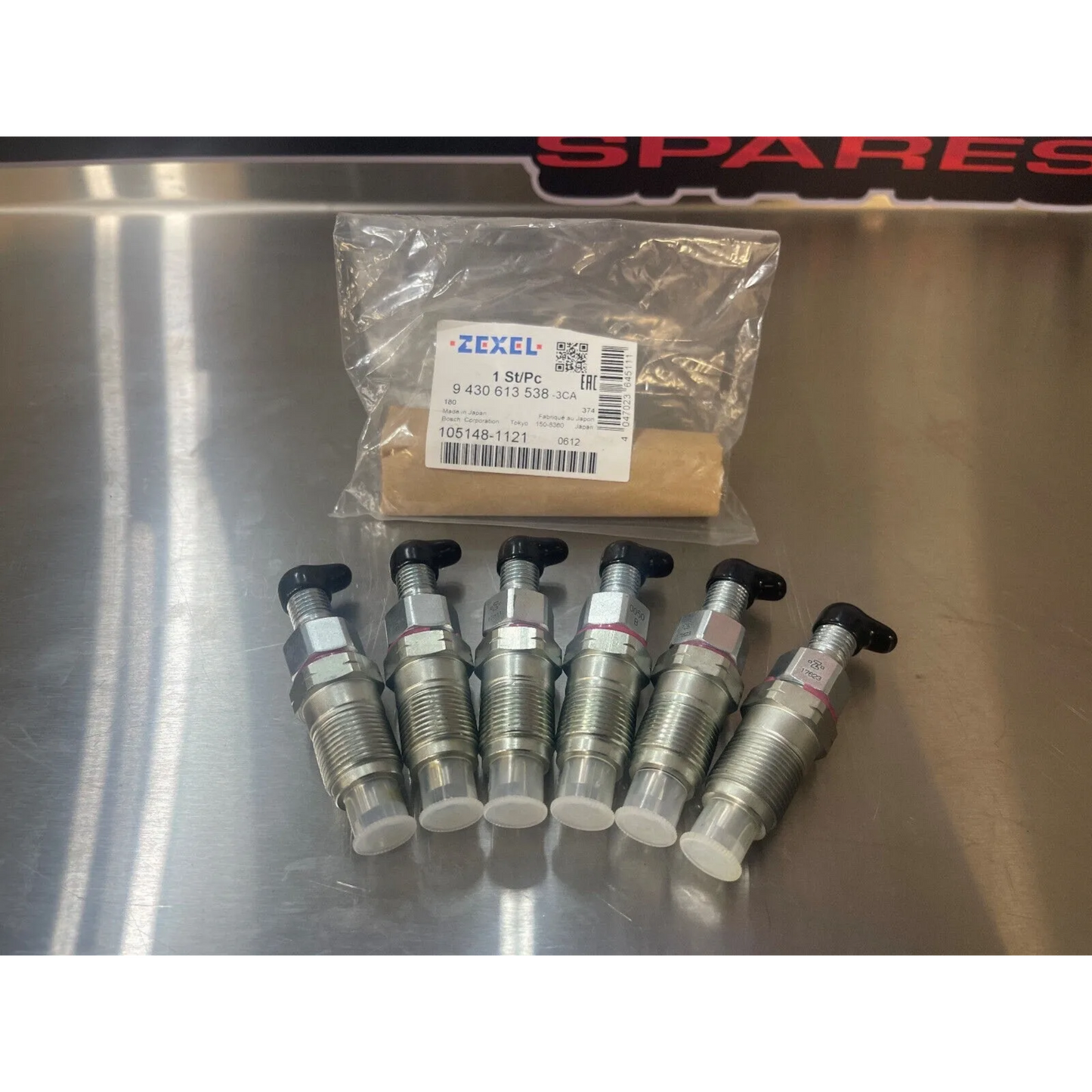 NEW GENUINE ZEXEL NISSAN TD42 INJECTORS 5148-112